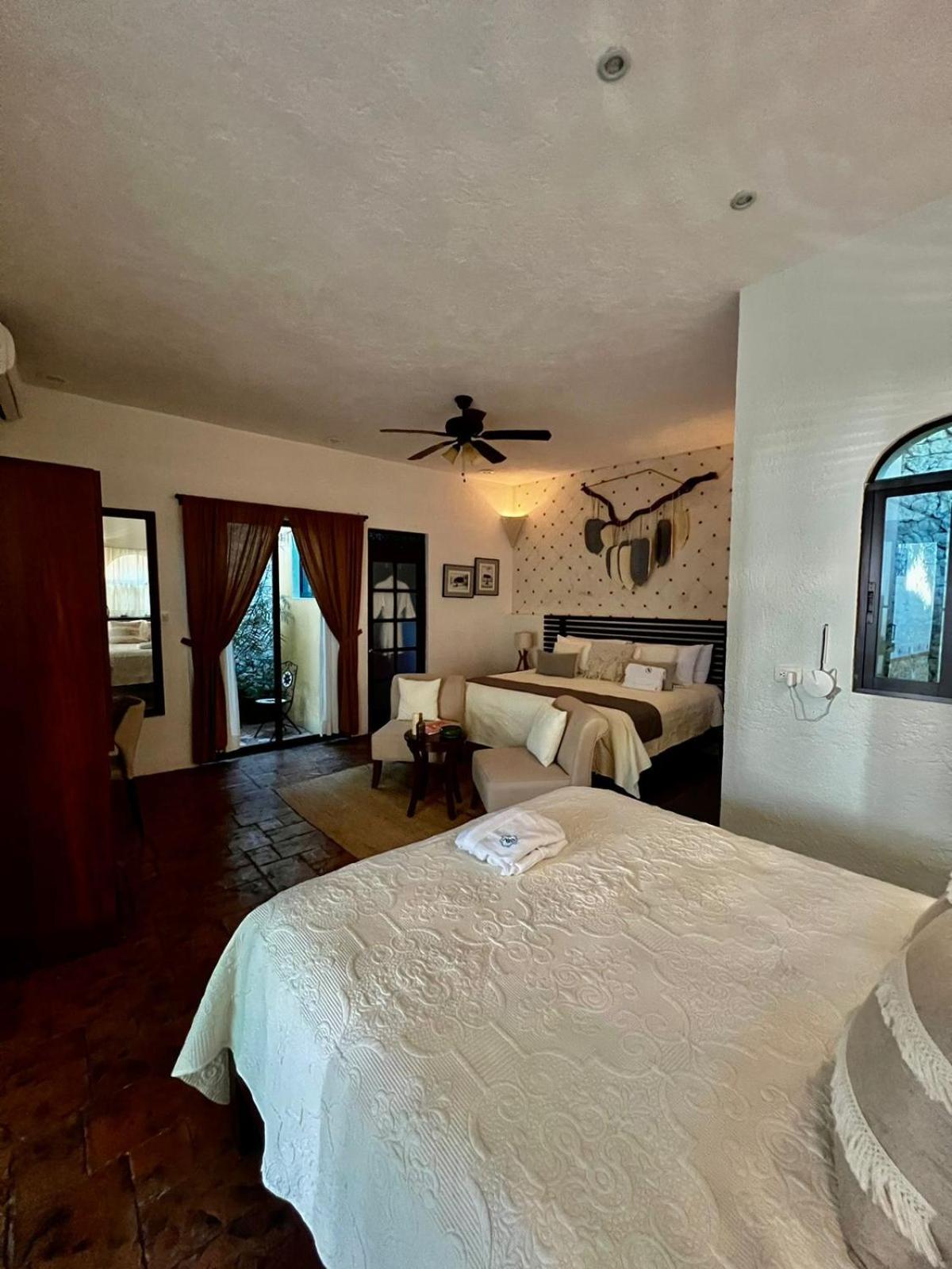 Casa Dos Lirios Hotel Boutique 메리다 외부 사진
